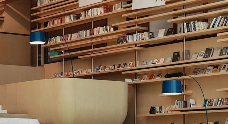 书架乱成垃圾堆？这几招让它秒变私人图书馆